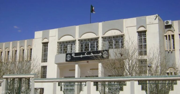 باريس تعلق على سجن صحفي فرنسي في الجزائر