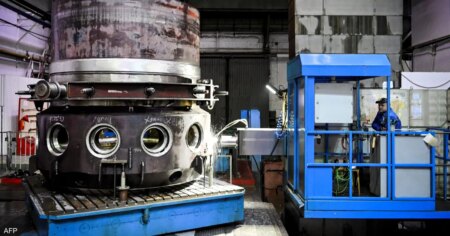 الصناعات التحويلية الروسية تتراجع بشكل حاد في نوفمبر