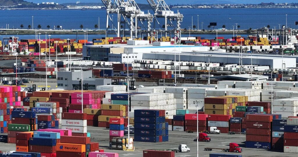 لماذا تسجل التجارة العالمية مستوى قياسي رغم تباطؤ النمو؟