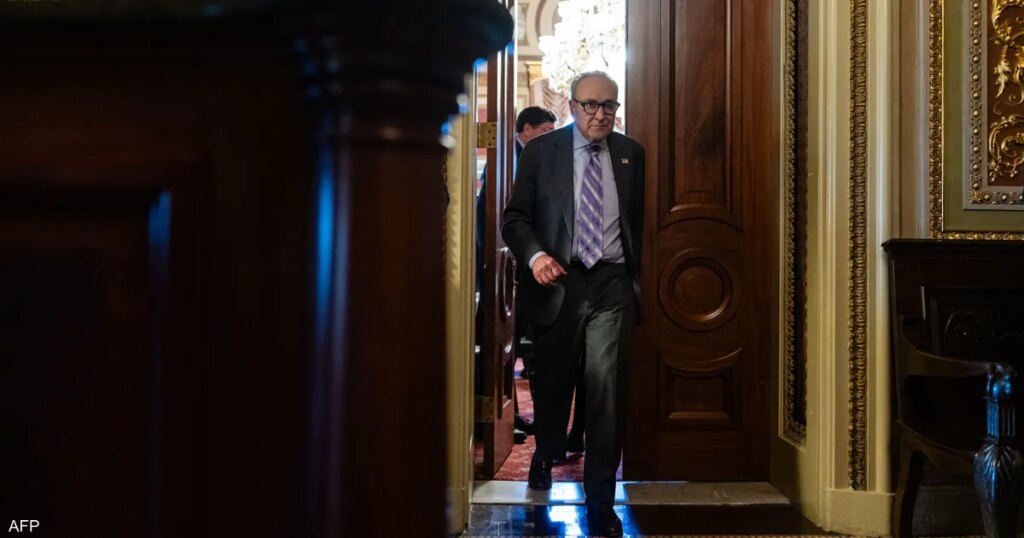 رسائل تهديد بشعار "ماغا" تصل لزعيم الأقلية بالشيوخ الأميركي