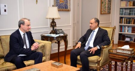 عبد العاطي يبحث التعاون مع مسؤول اللجنة اليهودية الأميركية