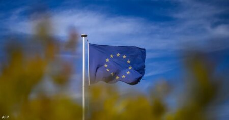 الاتحاد الأوروبي يوافق على تجميد أصول روسيا لأجل "غير مسمى"