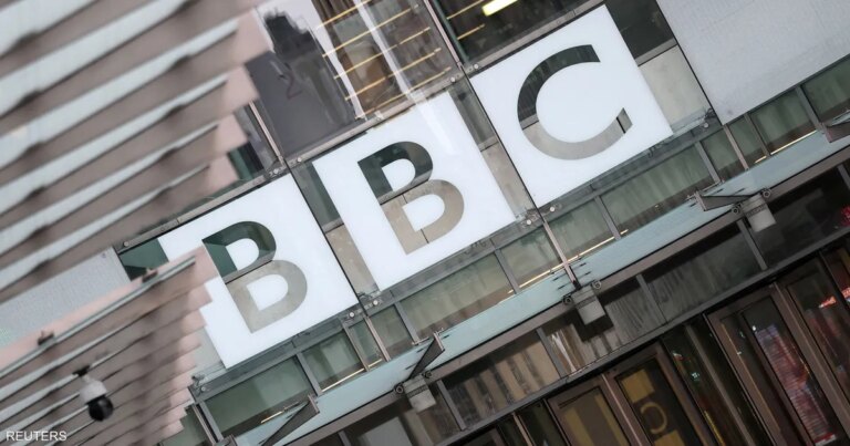 ترامب يقاضي بي بي سي ووثيقة تكشف التعويض "الفلكي" الذي يطلبه