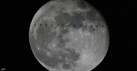 ترامب يؤكد هدف عودة الأميركيين إلى القمر في عام 2028