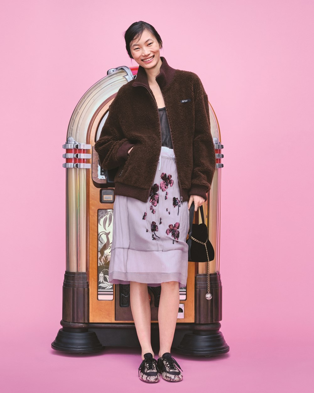 أناقة المفارقات.. وبريق الاحتفال