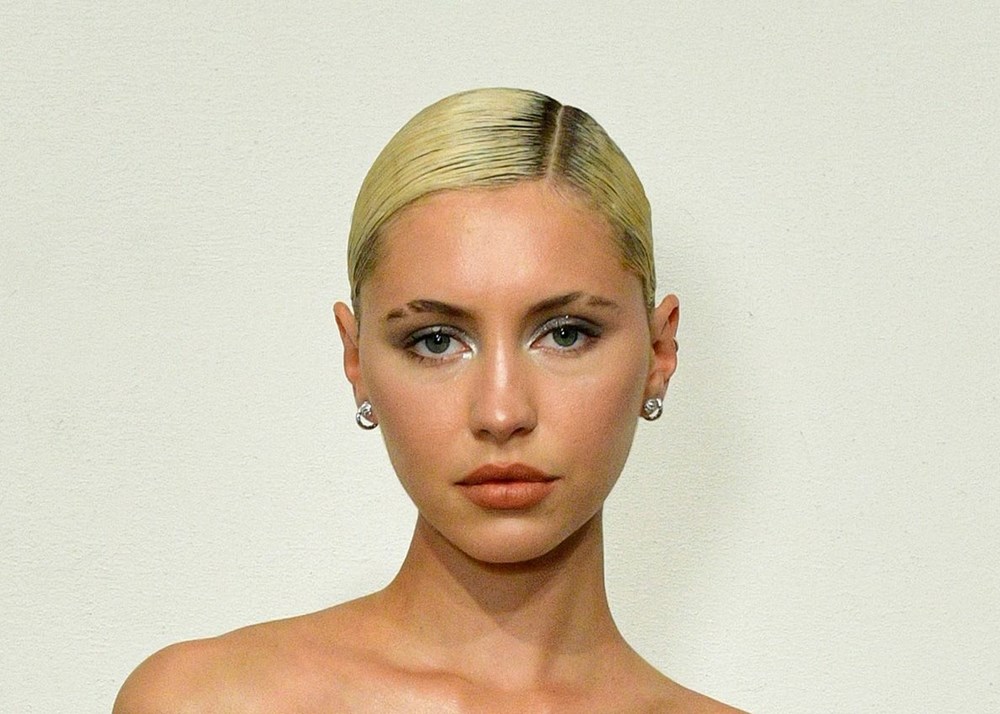 صيحات جمالية اعتمدتها النجمات العالميات مؤخراً.. تعلميها