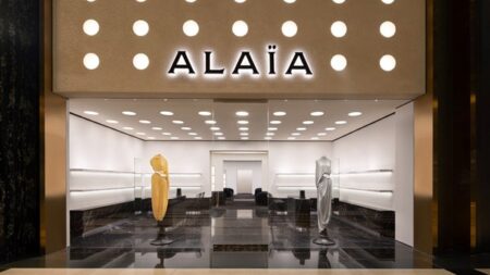 دار «Alaïa» تفتتح بوتيكها الجديد في «الأفنيوز» بالكويت