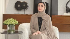 حصه العبدالله: أصمّم بعين الفنانة والمرأة معاً