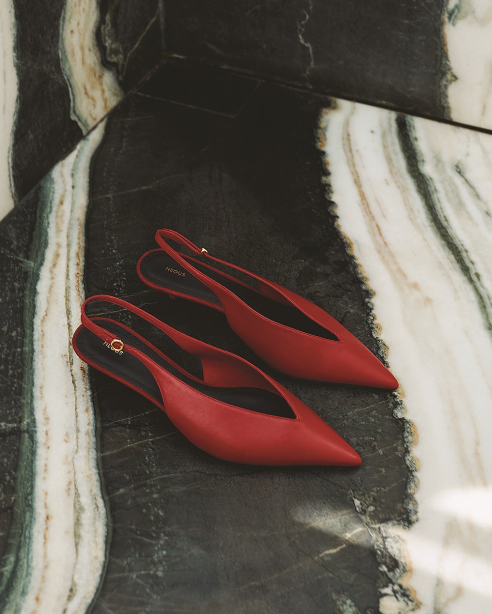 فانيسا أنطونيوس: NEOUS علامة هادئة في عالم الرفاهية