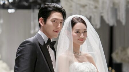 شين مين آه.. النجمة الكورية تحتفل بزفافها بفستان من «إيلي صعب»