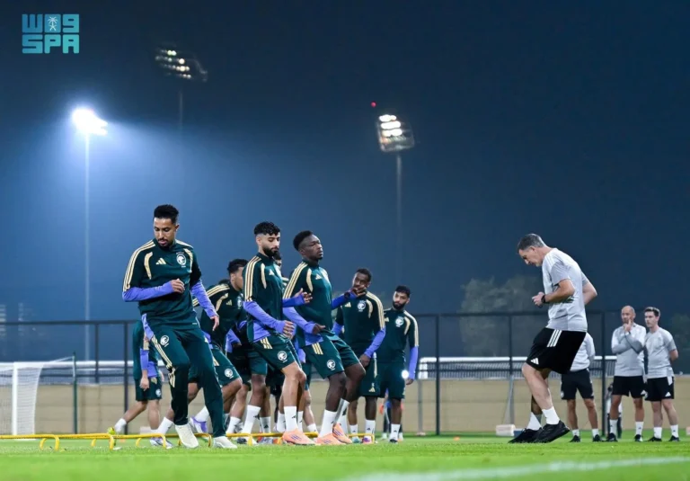 الأخضر يختتم تحضيراته استعدادًا لمواجهة المنتخب المغربي سعيًا لحسم الصدارة