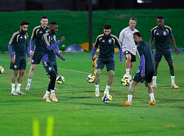 الأخضر يبحث عن النهائي أمام تحدي النشامى في كأس العرب