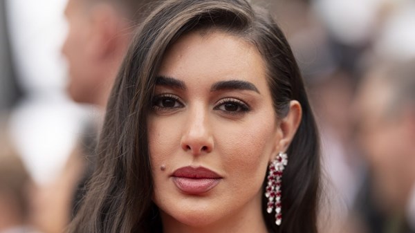 أجمل إطلالات النجمات العربيات على السجادة الحمراء في فعاليات 2025 أجمل إطلالات النجمات العربيات على السجادة الحمراء في فعاليات 2025