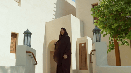 عزة القبيسي: قدمت صورة المرأة الإماراتية والإبداع المتجذّر بالأرض