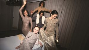 معاً هذا الموسم.. «بلومينغديلز» تدعوكم إلى الاحتفال بـ«دفء الترابط العائلي»