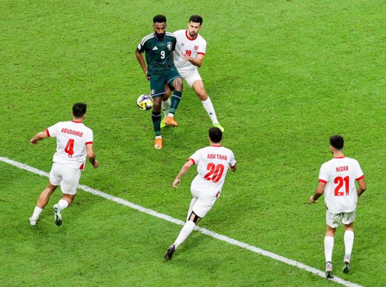 الأردن يتأهل إلى نهائي كأس العرب بعد الفوز على المنتخب السعودي