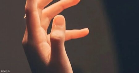 عرض شائع على الأصابع.. قد يكشف سرطان الرئة مبكرا