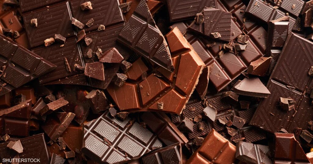 8 أطعمة لتحسين المزاج والوقاية من الاكتئاب