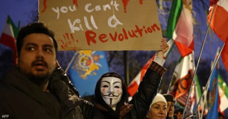 ترامب: إيران في "ورطة كبيرة" وسنطلق النار في هذه الحالة