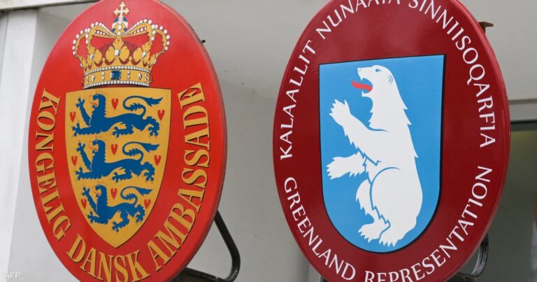 اجتماع في الظل يفتح تساؤلات سكان غرينلاند