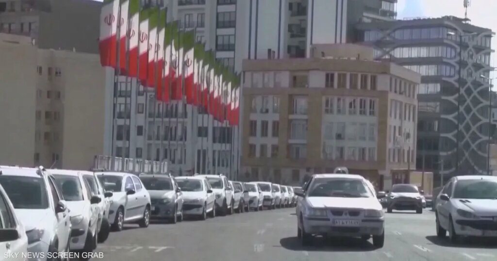 إيران و"الرسائل الخفية".. هل تتقدّم الدبلوماسية على الضربة؟