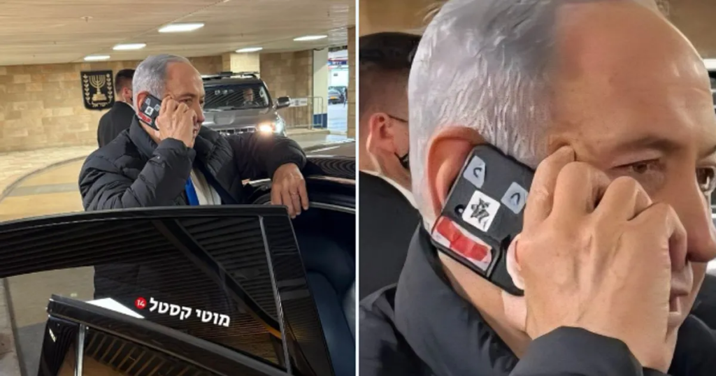 صورة لنتنياهو يغطي كاميرا هاتفه تشعل مواقع التواصل الاجتماعي