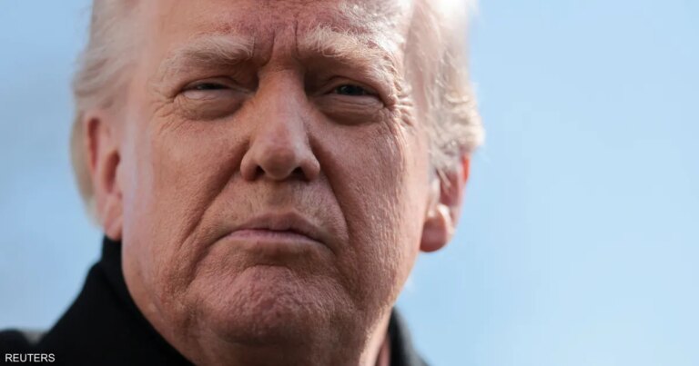 ترامب يوجه تحذيرا بشأن استراتيجية ستارمر "الخطيرة"