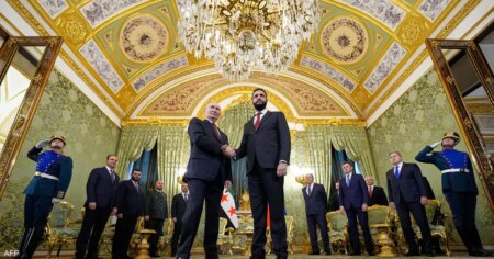 بوتين والشرع يلتقيان.. وقوات روسية تنسحب من مواقعها في سوريا