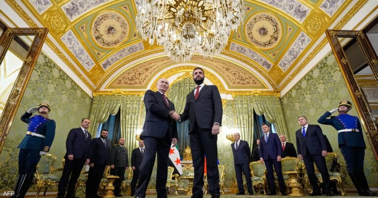 بوتين والشرع يلتقيان.. وقوات روسية تنسحب من مواقعها في سوريا