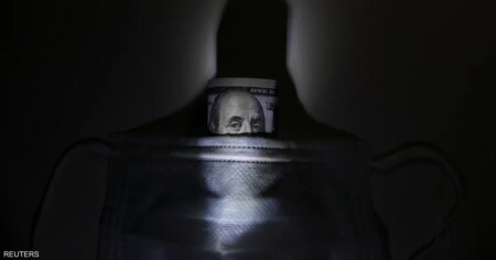 "الدولار الضعيف".. من هم أبرز الرابحين والخاسرين؟