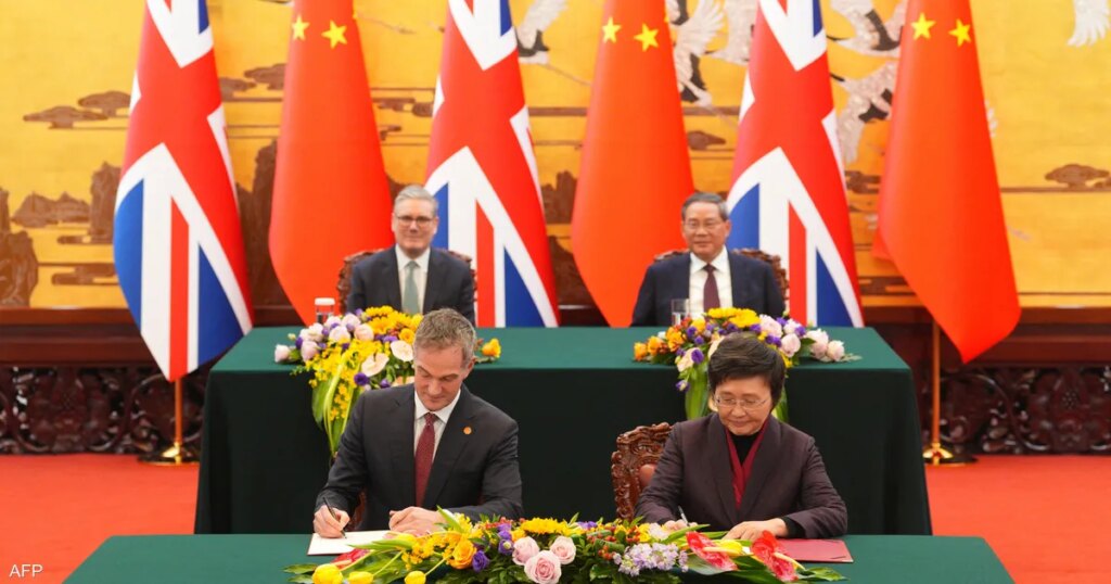 ترامب يحذر من أن تعاون بريطانيا وكندا مع الصين "خطير جدا"