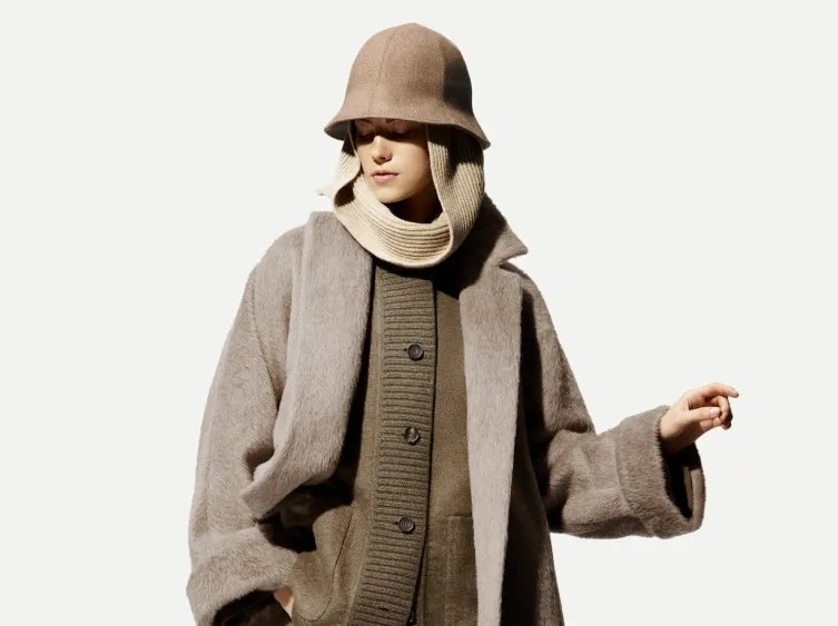 غطاء الرأس موضة شتاء 2026.. أساليب عصرية لتنسيقه