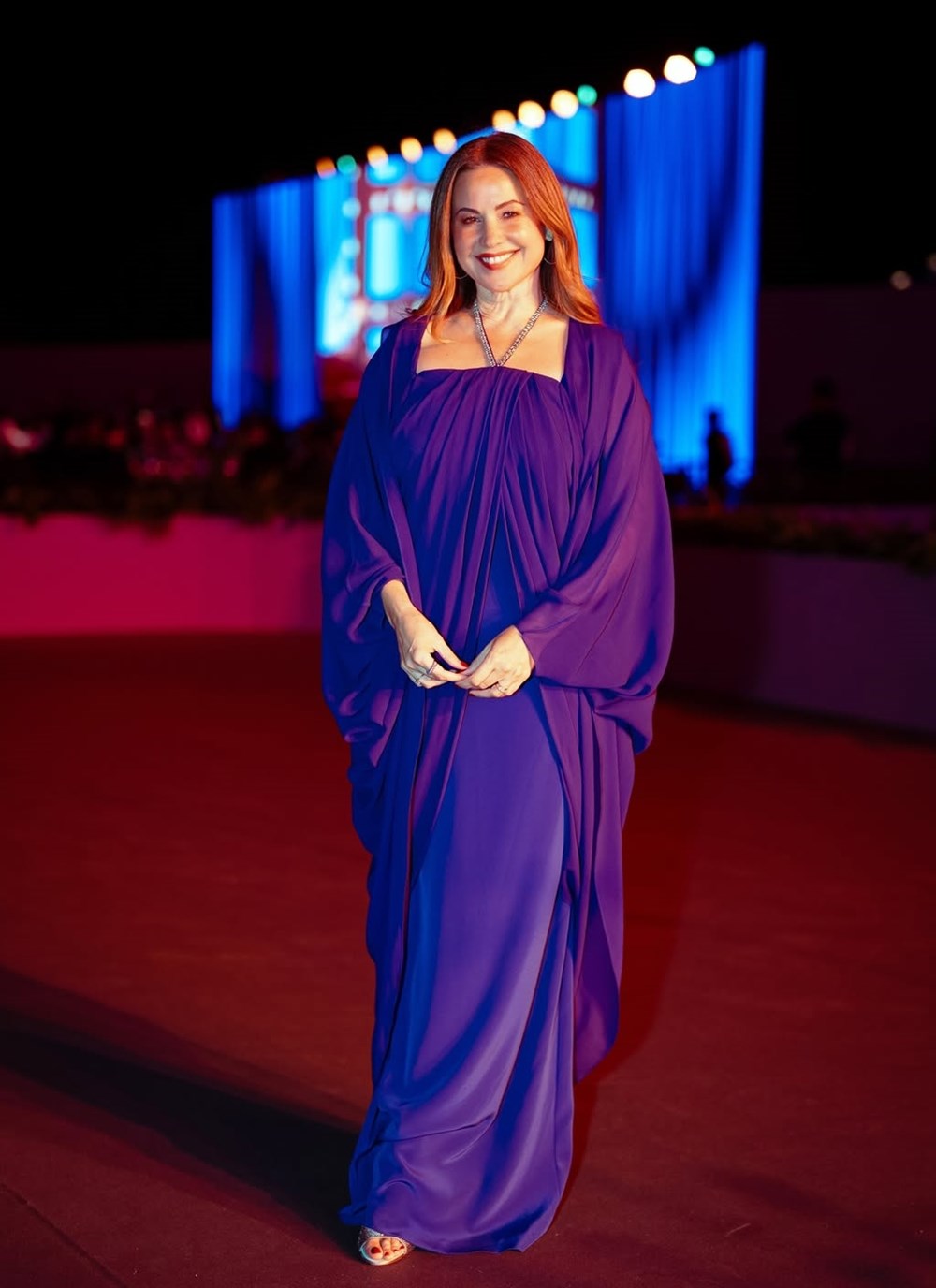 حضري إطلالاتكِ الرمضانية.. من وحي أزياء سهرات النجمات