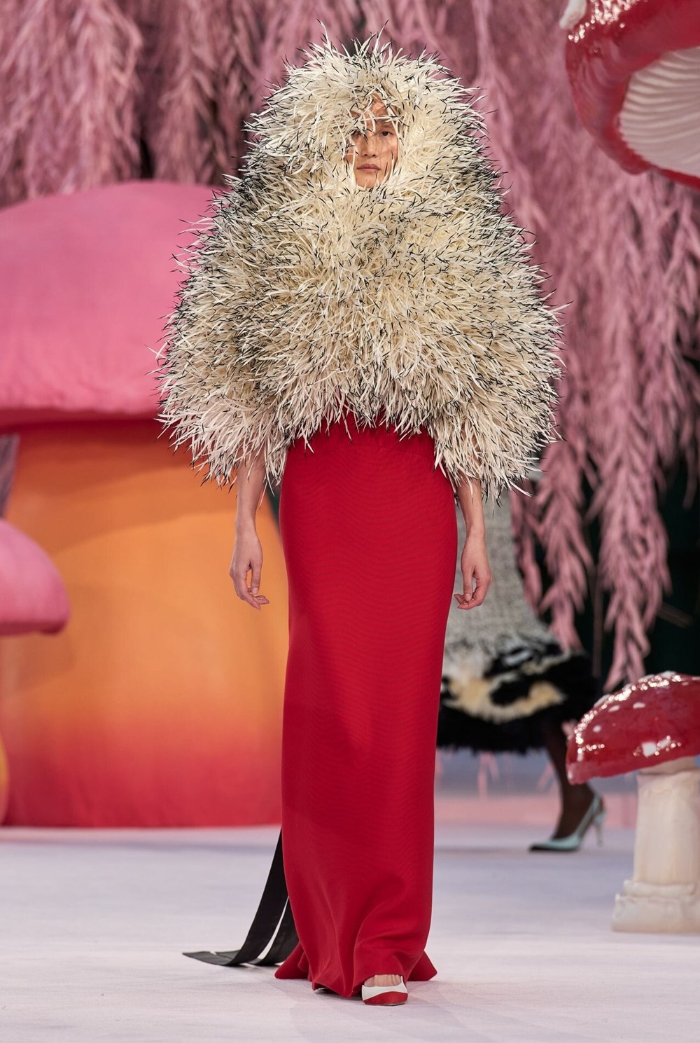 «شانيل» تكشف عن رؤيتها الجديدة.. في أول عرض «هوت كوتور» لماثيو بليزي