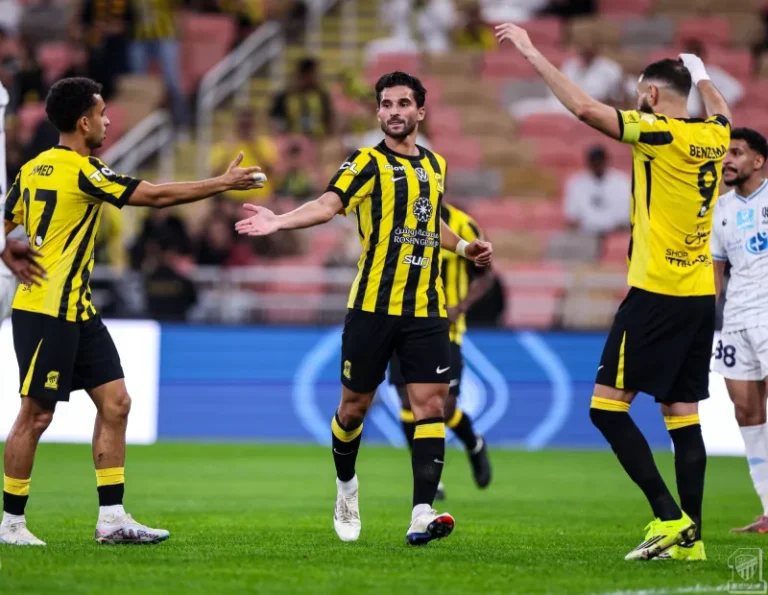 الاتحاد يفوز على الأخدود بثنائية في دوري روشن للمحترفين