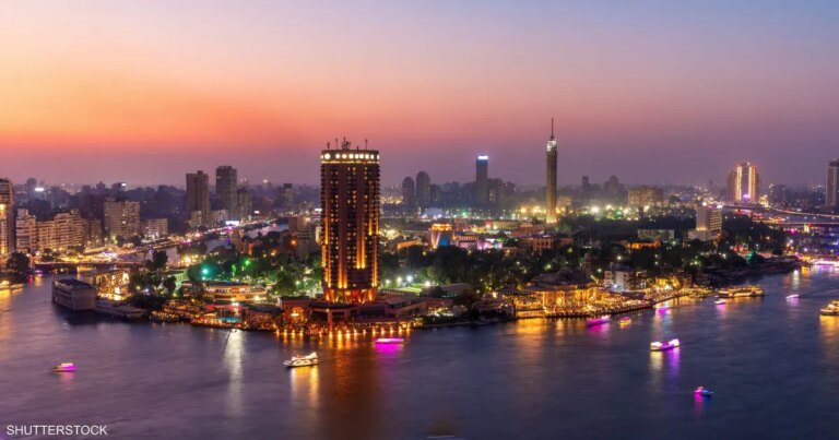 القطاع الخاص غير النفطي في مصر يسجل أطول فترة نمو منذ 2020