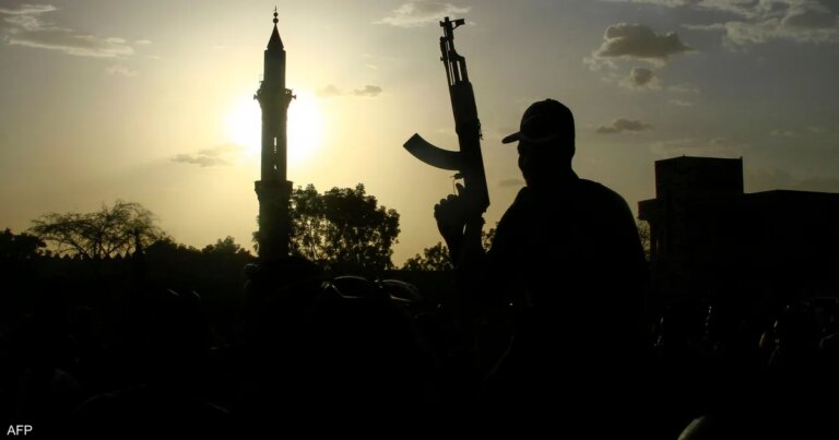 تقرير فرنسي: تغلغل الإخوان في الجيش سبب استمرار حرب السودان