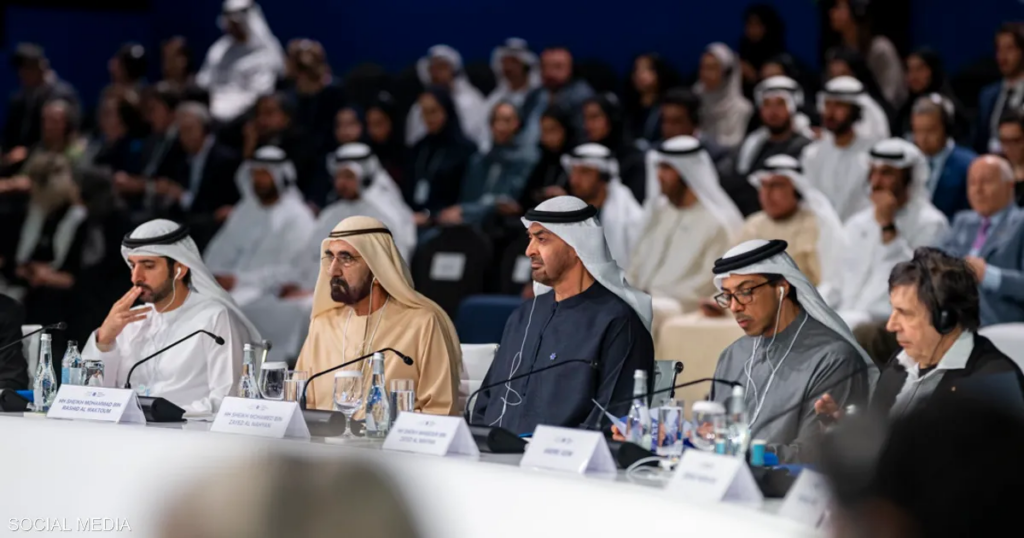 محمد بن زايد: قمة العلماء تؤكد نهج الإمارات القائم على العلم