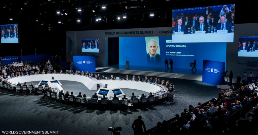 عباقرة العالم: نحن من نصنع مستقبلنا مع الذكاء الاصطناعي