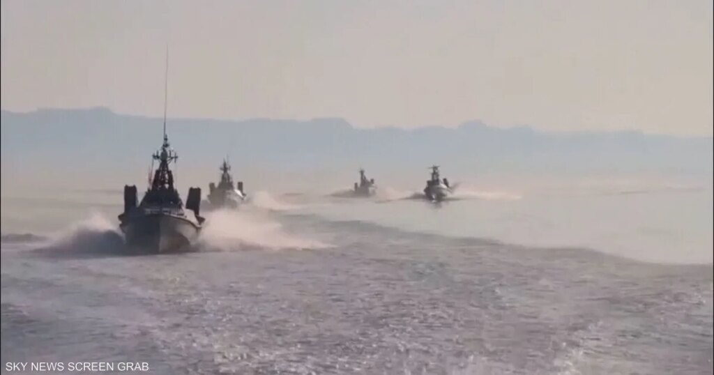 إذا تصاعدت التهديدات.. إيران تلوّح بتفعيل "الردع البحري"