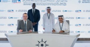 موانئ أبوظبي توقّع اتفاقية تمويل لمحطة سفاجا في مصر