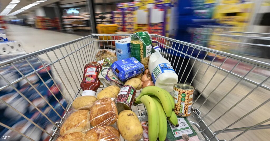 التضخم في بريطانيا يهبط لأدنى مستوى في عام تقريبا