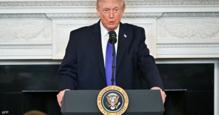 ترامب: أدرس توجيه ضربة عسكرية "محدودة" لإيران