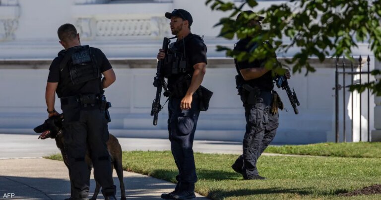 عناصر الخدمة السرية يقتلون رجلا حاول اقتحام منتجع ترامب