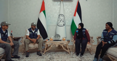 المستشفى الميداني الإماراتي بغزة يستقبل وفد "الصحة العالمية"