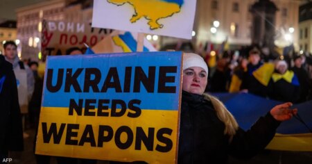 لندن وباريس ترفضان اتهام موسكو بدعم كييف بـ"القنبلة القذرة"