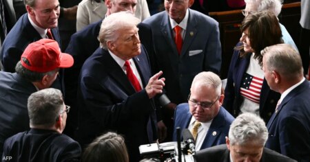 "منفصل عن الواقع".. كيف قيّم الديمقراطيون خطاب ترامب؟