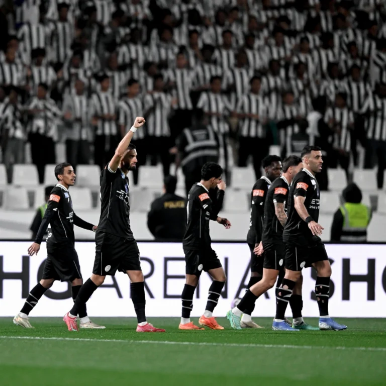 الشباب يمطر شباك الرياض بثلاثية كاراسكو في مواجهة مؤجلة