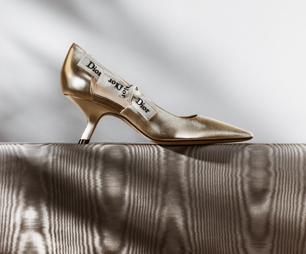 ذهب «ديور».. جوناثان أندرسون ينسج فصلاً جديداً من التألق لعام 2026