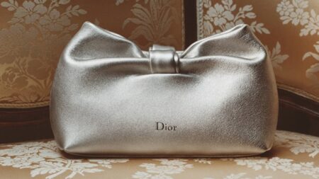 ذهب «ديور».. جوناثان أندرسون ينسج فصلاً جديداً من التألق لعام 2026